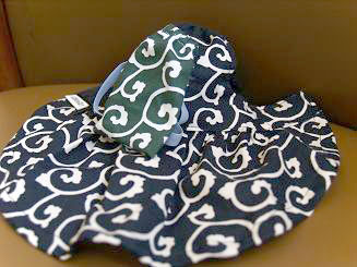 フェレット洋服・どろぼうさんドレス・黒１