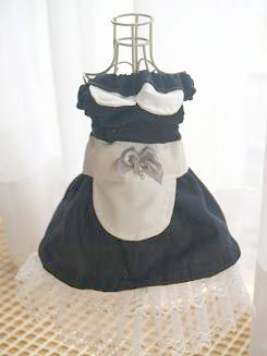 フェレットの洋服・ウェイトレス・黒３